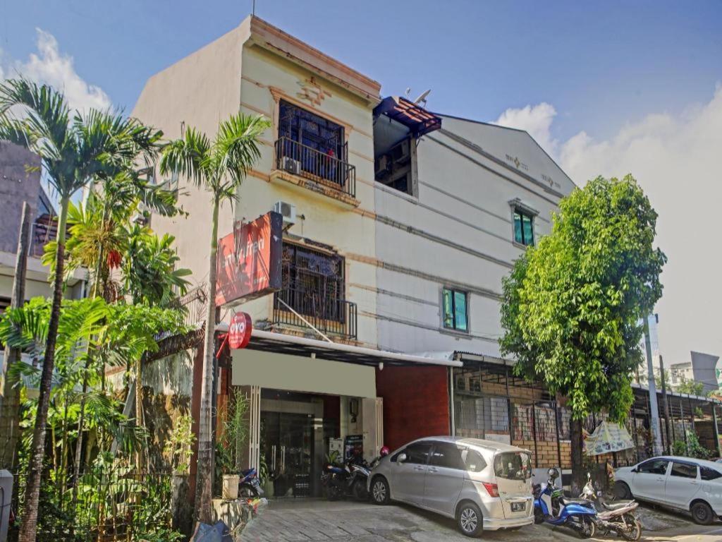 Oyo 90260 Bumi Merpati Hotel
